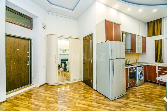 Сдаётся 3-комн. вторичка 117 м², м. Сахил, photo 22 from 31