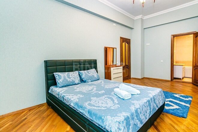 3-комн. новостройка - м. 28 мая - 125 м² (1)