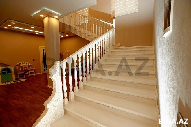 6 otaqlı həyət evi/bağ evi - Badamdar q. - 430 m² (18)