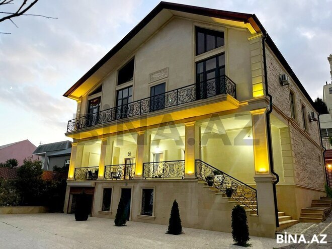 6 otaqlı həyət evi/bağ evi - Badamdar q. - 430 m² (1)