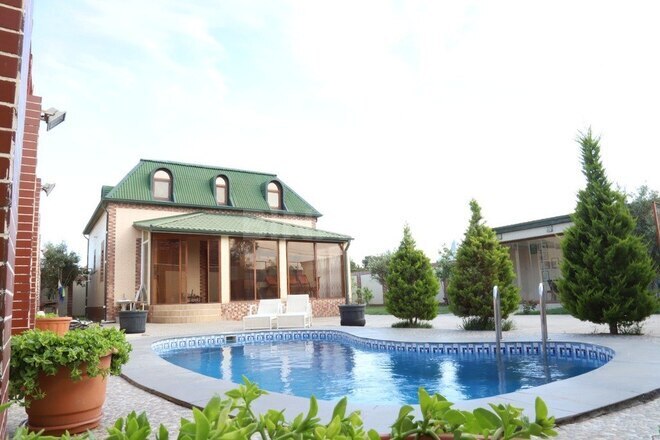 5 otaqlı həyət evi/bağ evi - Şüvəlan q. - 200 m² (13)