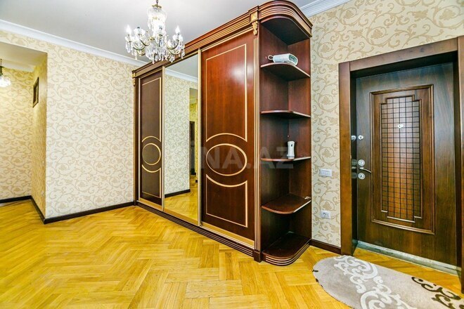 Сдаётся 3-комн. новостройка 185 м², м. Сахил, photo 7 from 32