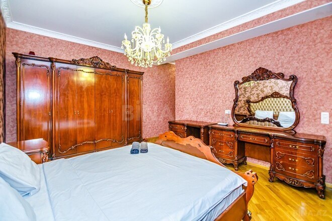 Сдаётся 3-комн. новостройка 185 м², м. Сахил, photo 24 from 32