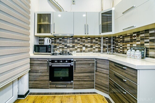 İcarəyə verilir 2 otaqlı köhnə tikili 75 m², Səbail r., photo 12 from 32