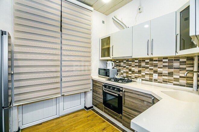 İcarəyə verilir 2 otaqlı köhnə tikili 75 m², Səbail r., photo 5 from 32