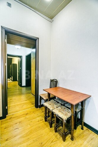 İcarəyə verilir 2 otaqlı köhnə tikili 75 m², Səbail r., photo 11 from 32