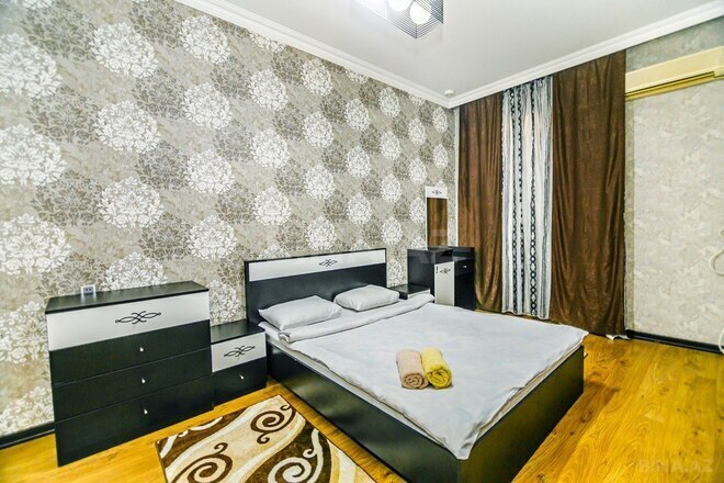 İcarəyə verilir 2 otaqlı köhnə tikili 75 m², Səbail r., photo 1 from 32
