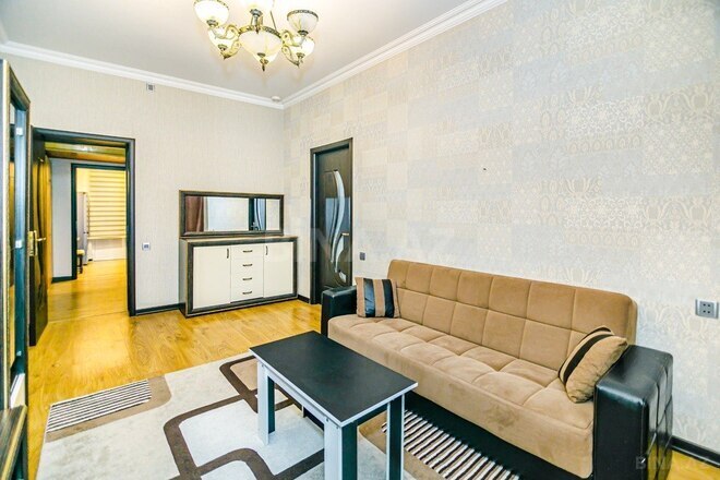 İcarəyə verilir 2 otaqlı köhnə tikili 75 m², Səbail r., photo 19 from 32