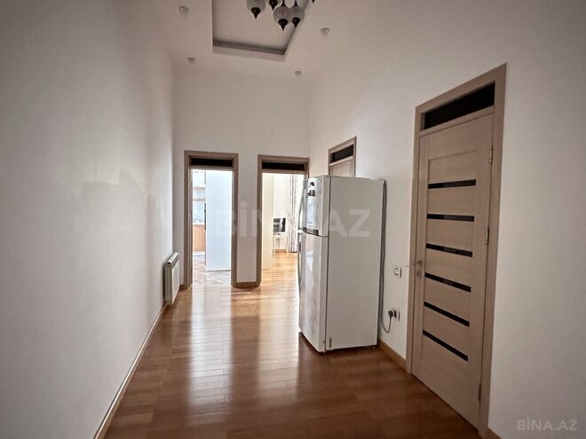 7 otaqlı həyət evi/bağ evi - Şüvəlan q. - 360 m² (21)