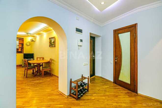 3-комн. вторичка - м. Сахил - 90 м² (21)