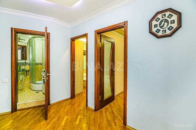 3-комн. вторичка - м. Сахил - 90 м² (22)