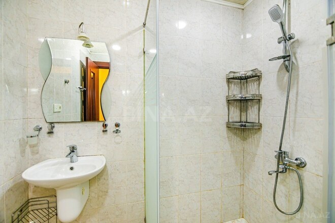 İcarəyə verilir 3 otaqlı köhnə tikili 132 m², Sahil m., photo 17 from 32