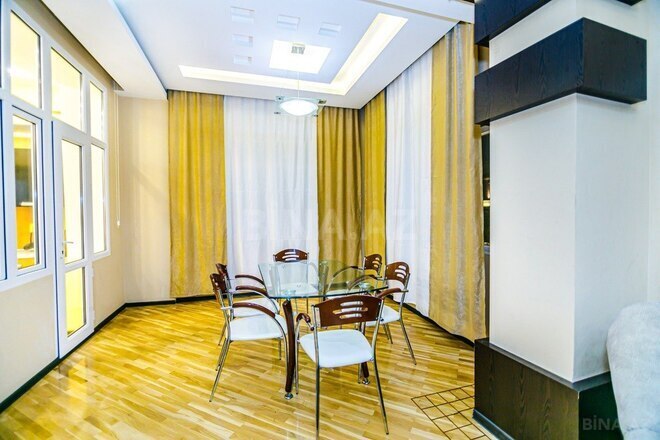 İcarəyə verilir 3 otaqlı köhnə tikili 132 m², Sahil m., photo 25 from 32