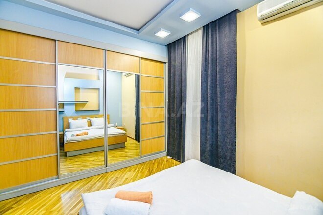 İcarəyə verilir 3 otaqlı köhnə tikili 132 m², Sahil m., photo 8 from 32