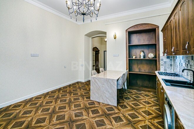 İcarəyə verilir 2 otaqlı köhnə tikili 88 m², Sahil m., photo 13 from 29