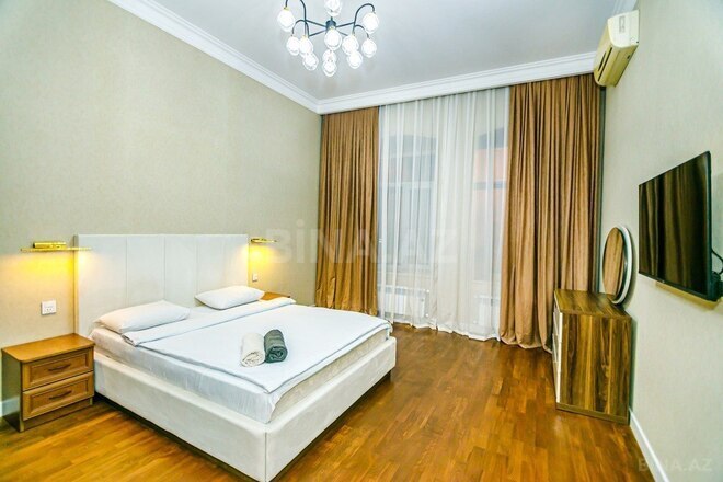 İcarəyə verilir 2 otaqlı köhnə tikili 88 m², Sahil m., photo 10 from 29