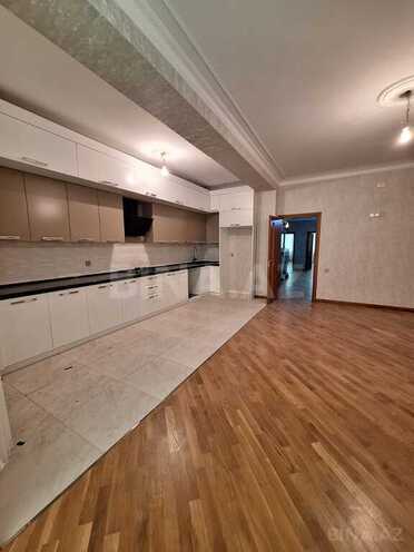 4 otaqlı yeni tikili - Nizami m. - 300 m² (11)