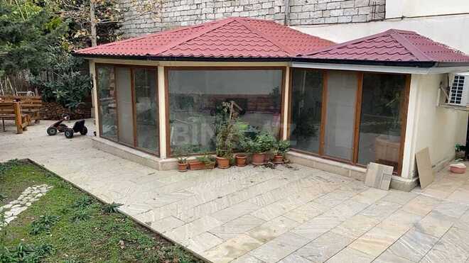 4 otaqlı həyət evi/bağ evi - Buzovna q. - 150 m² (1)