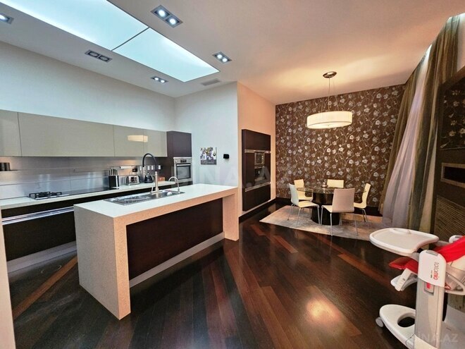 Satılır 10 otaqlı həyət evi/bağ evi 1 500 m², Azadlıq Prospekti m., photo 3 from 32