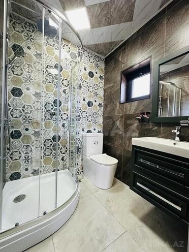 4 otaqlı həyət evi/bağ evi - Şüvəlan q. - 180 m² (23)