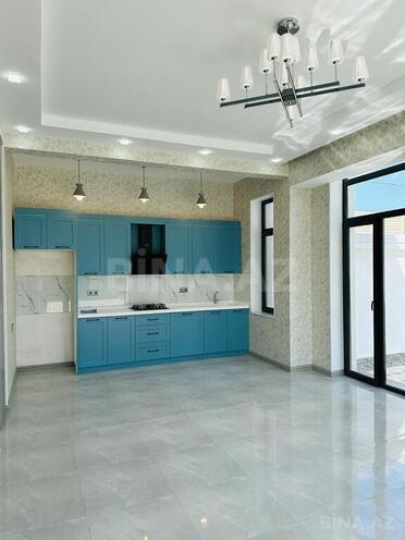 4 otaqlı həyət evi/bağ evi - Şüvəlan q. - 180 m² (22)