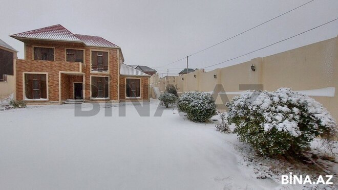 4 otaqlı həyət evi/bağ evi - Novxanı q. - 250 m² (23)