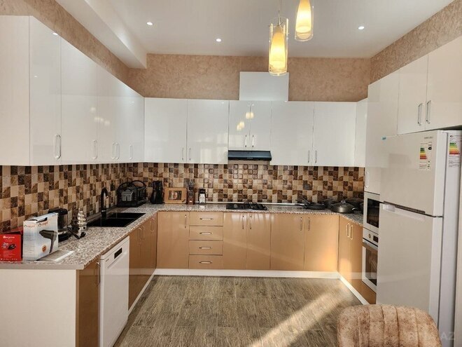 İcarəyə verilir 6 otaqlı həyət evi/bağ evi 300 m², Mərdəkan q., photo 24 from 32