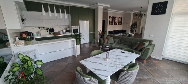 6 otaqlı həyət evi/bağ evi - Mərdəkan q. - 380 m² (21)