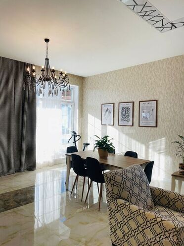 4 otaqlı həyət evi/bağ evi - Şüvəlan q. - 220 m² (14)