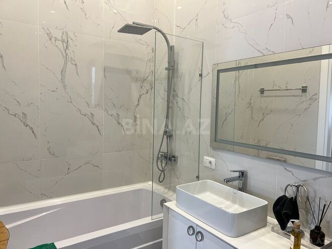 4 otaqlı həyət evi/bağ evi - Şüvəlan q. - 220 m² (30)