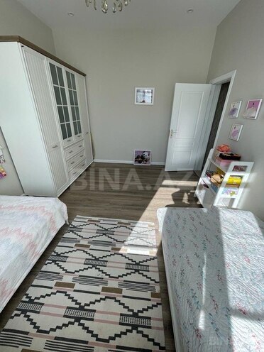 4 otaqlı həyət evi/bağ evi - Mərdəkan q. - 220 m² (28)