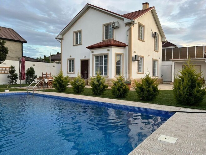 5 otaqlı həyət evi/bağ evi - Mərdəkan q. - 240 m² (1)