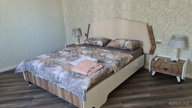 5 otaqlı həyət evi/bağ evi - Mərdəkan q. - 280 m² (20)