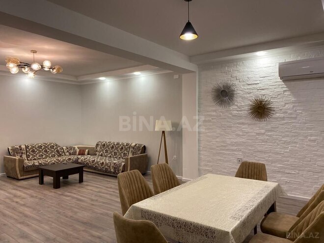 4 otaqlı həyət evi/bağ evi - Mərdəkan q. - 200 m² (5)