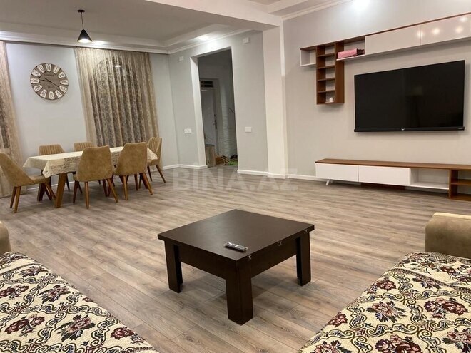 4 otaqlı həyət evi/bağ evi - Mərdəkan q. - 200 m² (11)