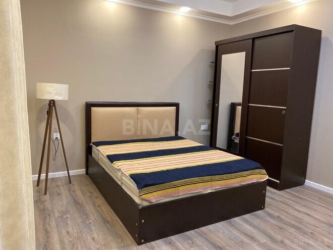 4 otaqlı həyət evi/bağ evi - Mərdəkan q. - 200 m² (20)