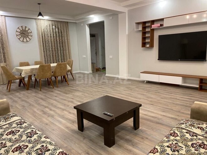 4 otaqlı həyət evi/bağ evi - Mərdəkan q. - 200 m² (9)