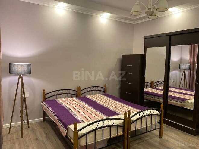 4 otaqlı həyət evi/bağ evi - Mərdəkan q. - 200 m² (19)