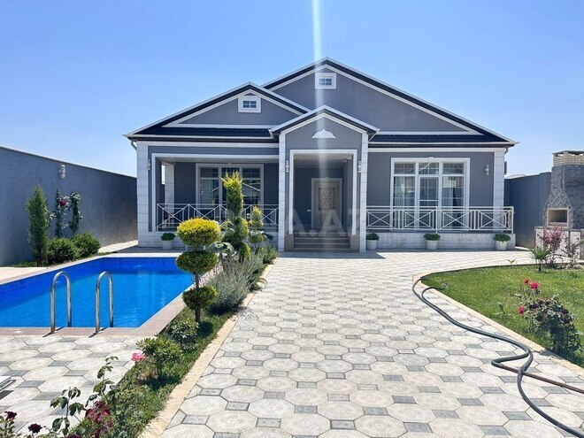 4 otaqlı həyət evi/bağ evi - Mərdəkan q. - 220 m² (1)