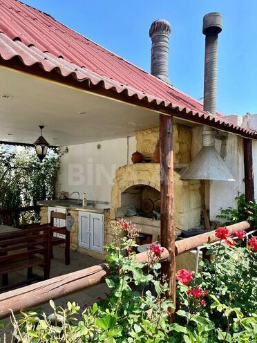 4 otaqlı həyət evi/bağ evi - Şüvəlan q. - 220 m² (2)