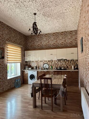 4 otaqlı həyət evi/bağ evi - Şüvəlan q. - 220 m² (7)