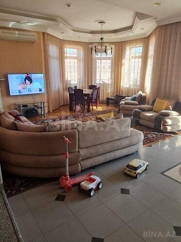 5 otaqlı həyət evi/bağ evi - Mərdəkan q. - 350 m² (8)
