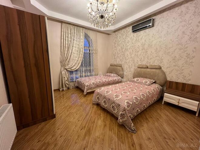 5 otaqlı həyət evi/bağ evi - Mərdəkan q. - 250 m² (19)