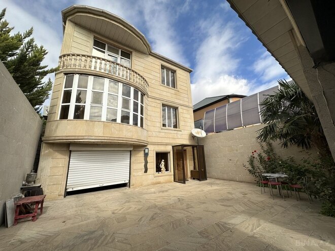 8 otaqlı həyət evi/bağ evi - Badamdar q. - 300 m² (1)