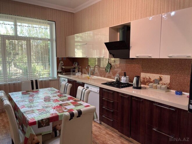 4 otaqlı həyət evi/bağ evi - Mərdəkan q. - 200 m² (19)