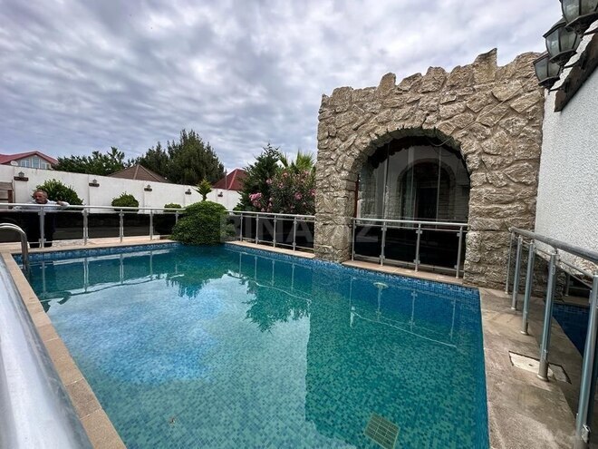 4 otaqlı həyət evi/bağ evi - Mərdəkan q. - 240 m² (4)