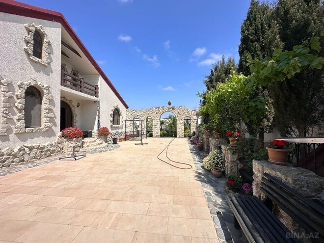 4 otaqlı həyət evi/bağ evi - Mərdəkan q. - 240 m² (6)