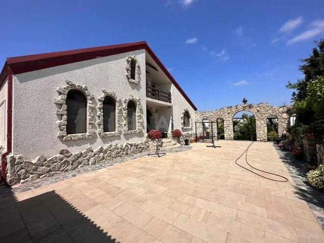 4 otaqlı həyət evi/bağ evi - Mərdəkan q. - 240 m² (2)