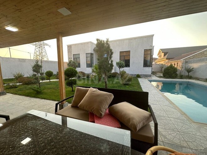 4 otaqlı həyət evi/bağ evi - Mərdəkan q. - 220 m² (1)