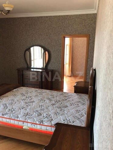 5 otaqlı həyət evi/bağ evi - Mərdəkan q. - 340 m² (20)